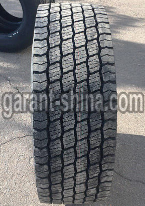 Deestone SS433 (приводная) 315/70 R22.5 154/150L 18PR - Фото протектора на улице